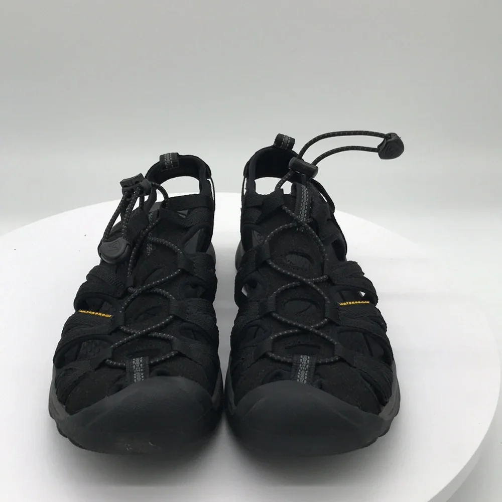 Keen mens Black Outdoor Sandals size 9 US